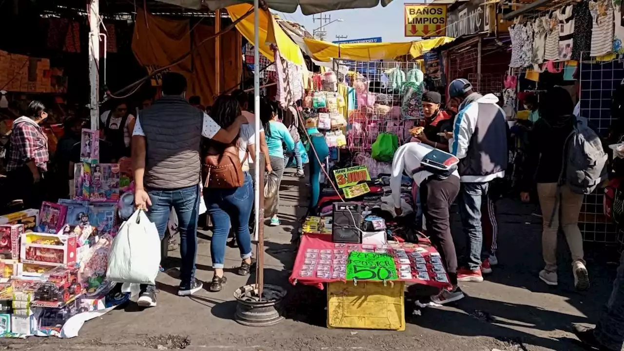 Van contra “chineros”: Policía de CDMX refuerza seguridad en La Merced para inhibir robos