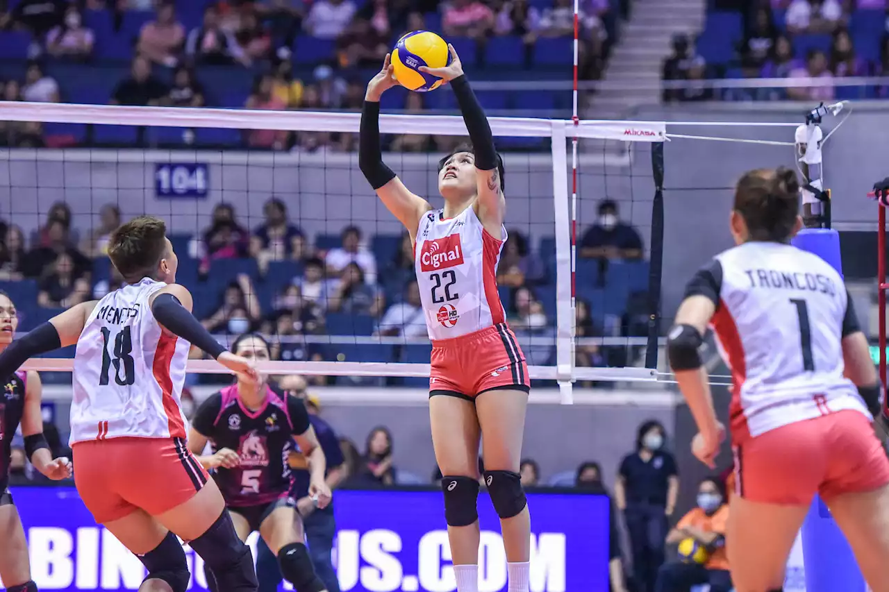 Cignal wallops Akari for first win