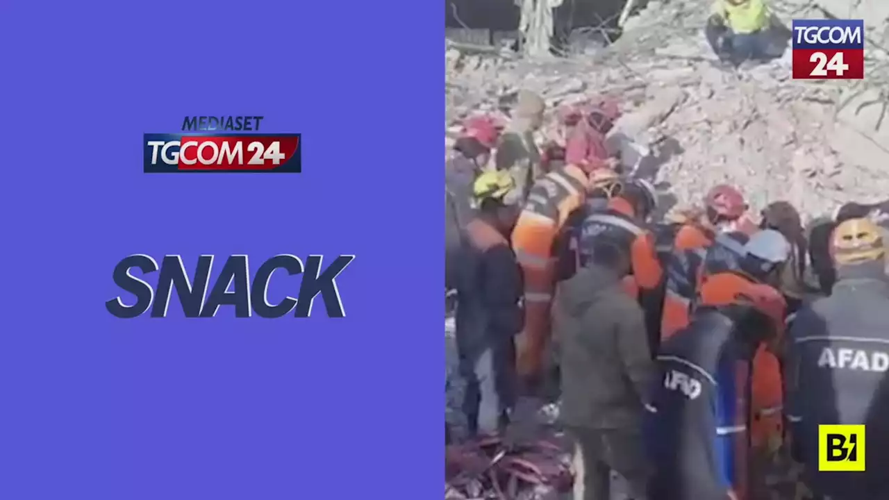 Sisma Turchia, 35enne salva dopo 205 ore sotto le macerie - Video Tgcom24