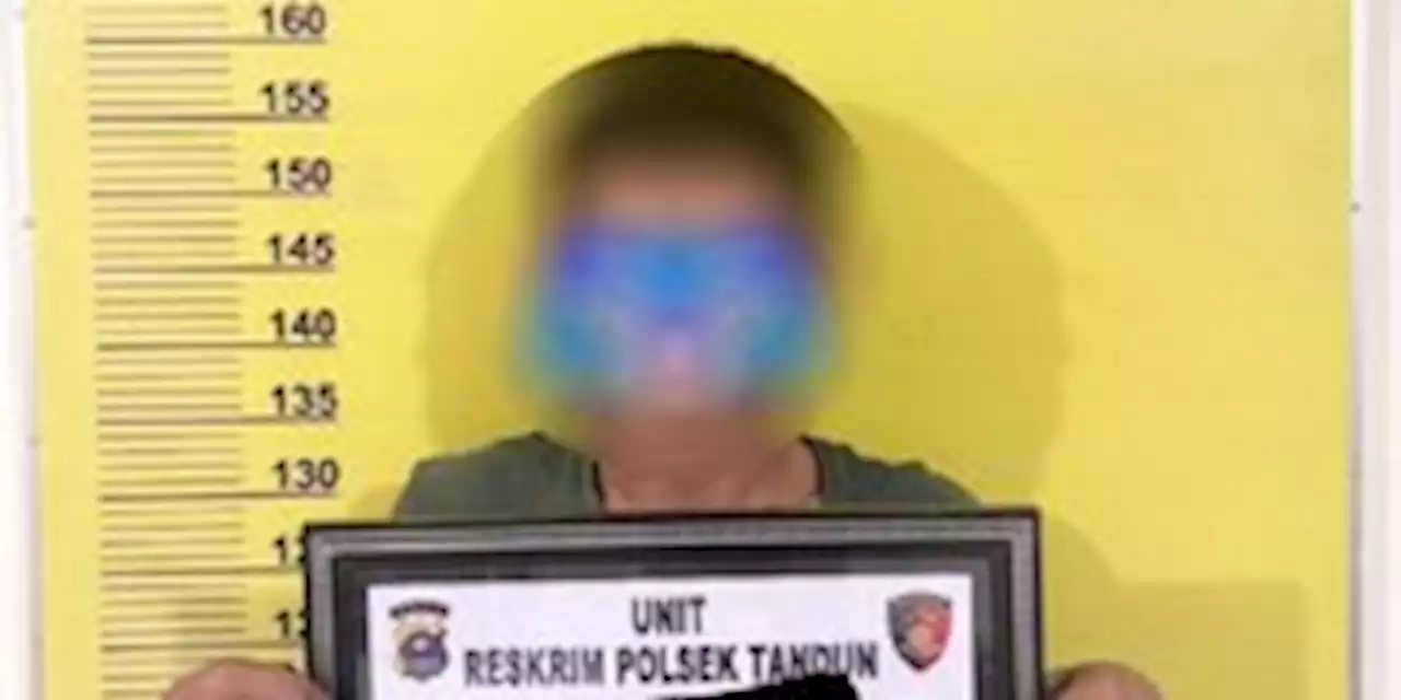 Viral Video Remaja Maki Jokowi, Polisi: Sudah Ditangkap | merdeka.com