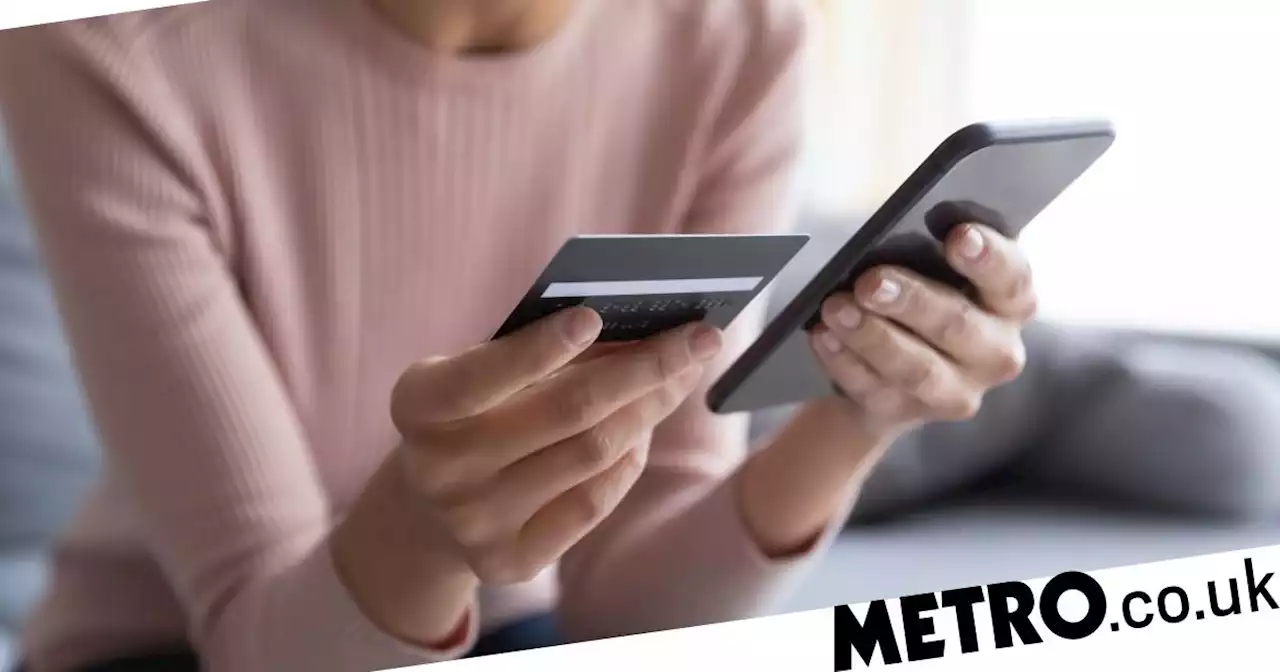 Major phone network reveals £12 social tariff with unlimited data