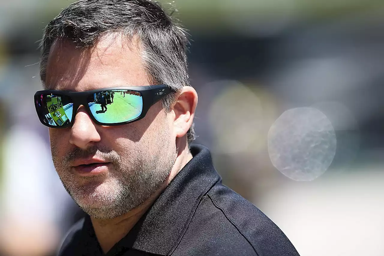 Tony Stewart to run full NHRA schedule in 2023