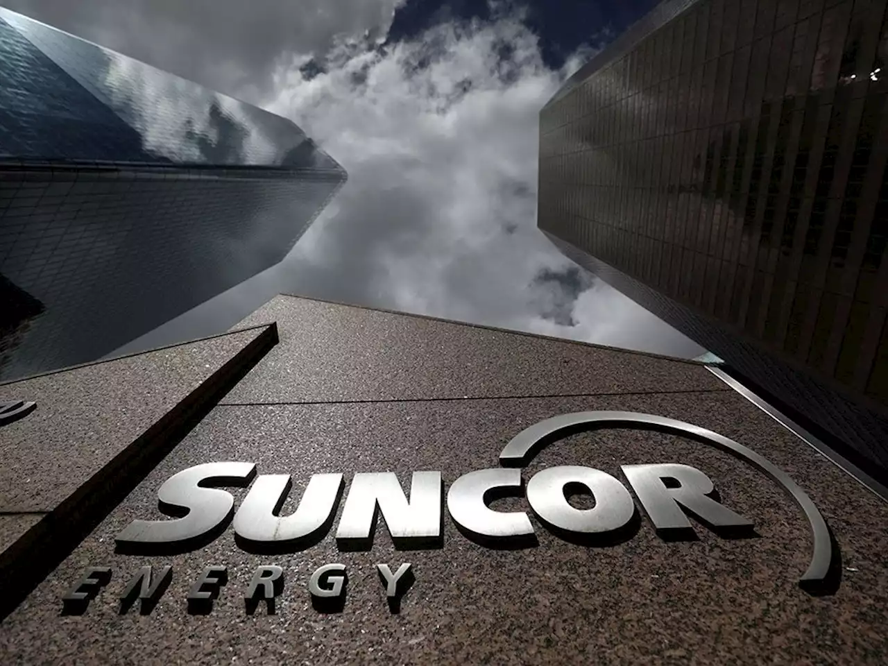 Suncor's truce with activist investor faces test as CEO search drags on