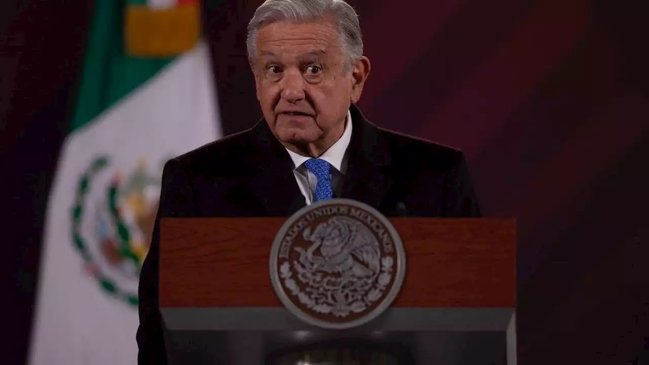 'Son más conservadores que Claudio X. González': así respondió AMLO al reclamo de grupo de izquierda