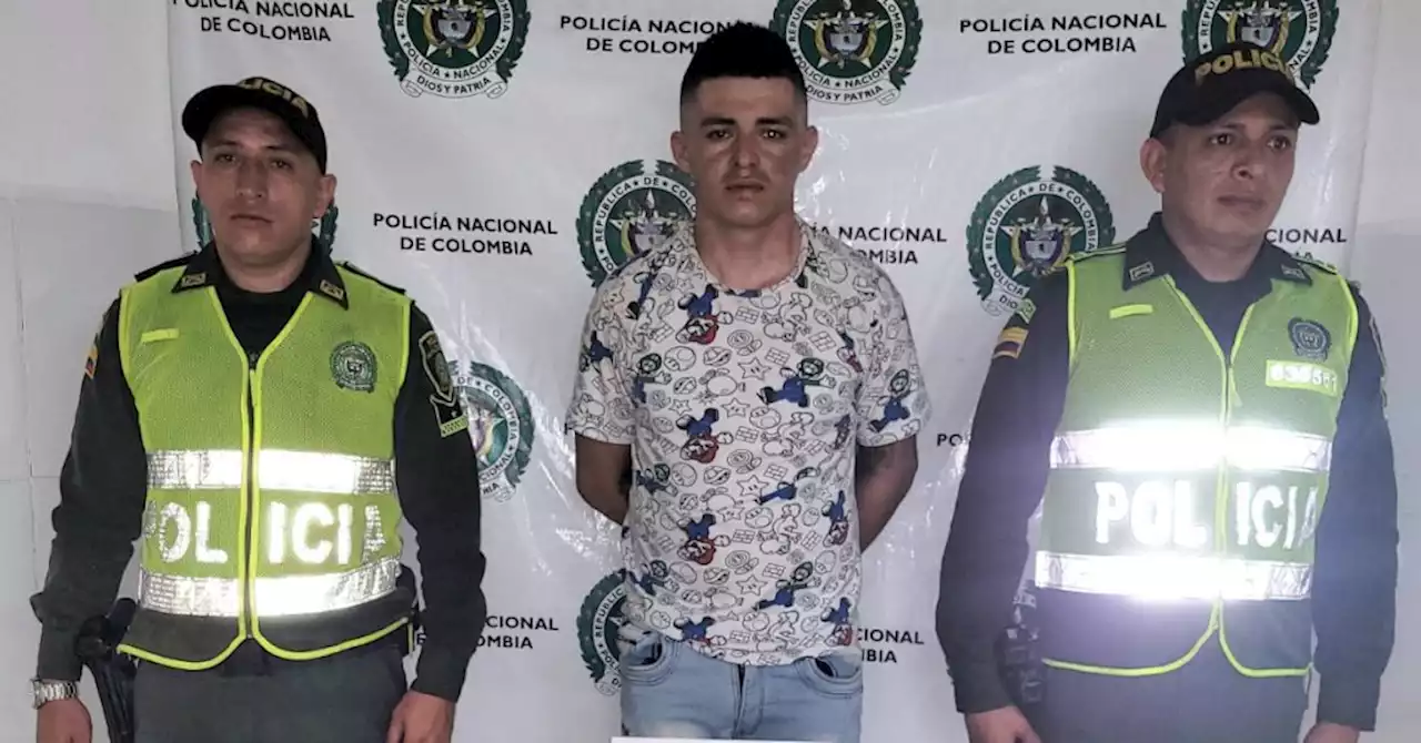 Comunidad le dio paliza a ladrón que atracó a una mujer; el sujeto fue capturado - Pulzo