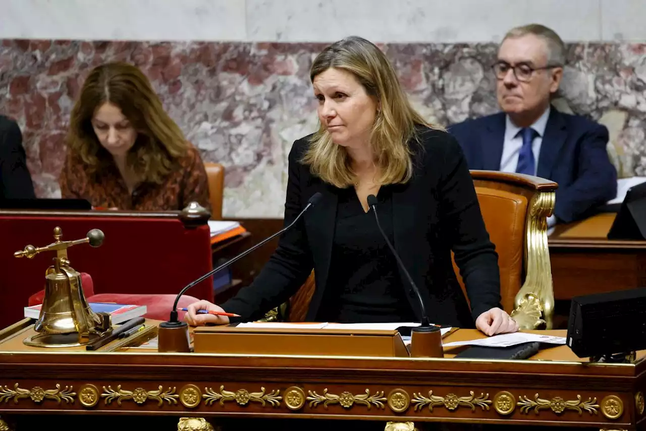 Réforme des retraites : la présidente de l’Assemblée, Yaël Braun-Pivet, a appelé les députés à « se ressaisir »