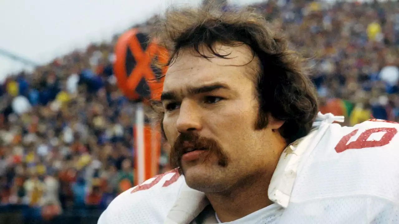 Guard Conrad Dobler, selected to three consecutive Pro Bowls with Cardinals, dies at 72