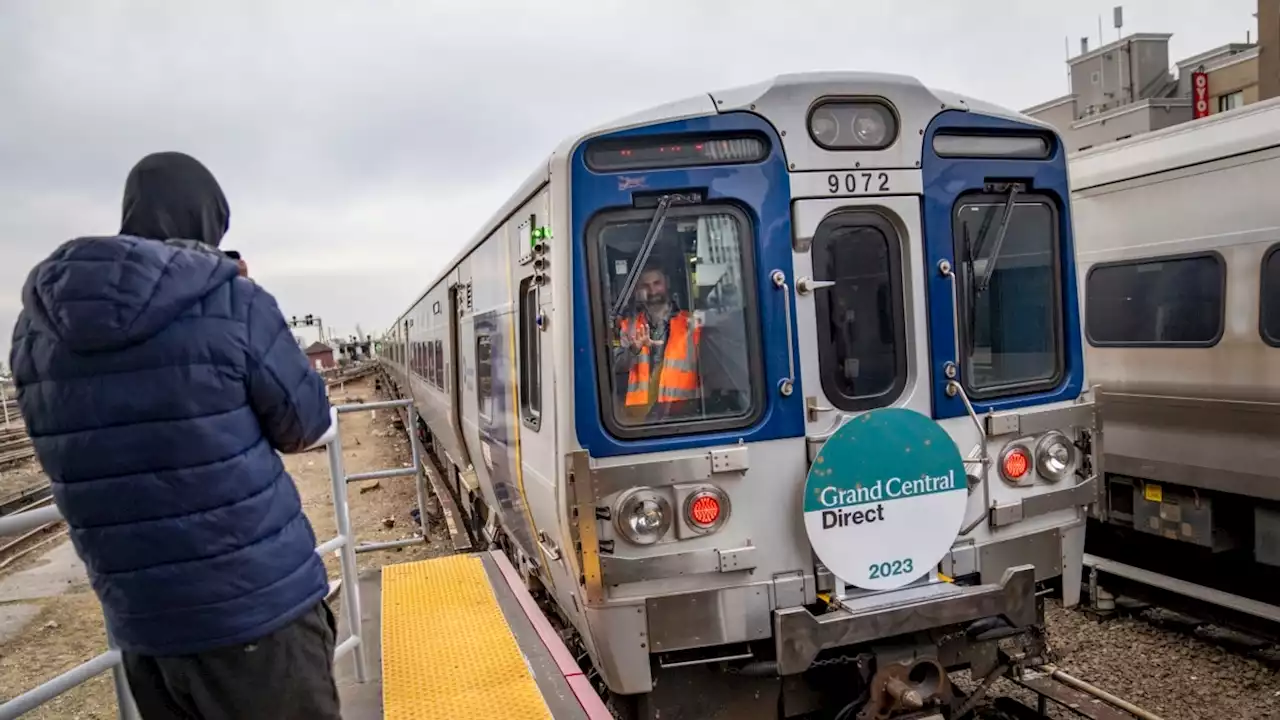 Penggemar Kereta di New York Bangkitkan Minat Kecintaan Terhadap Kereta