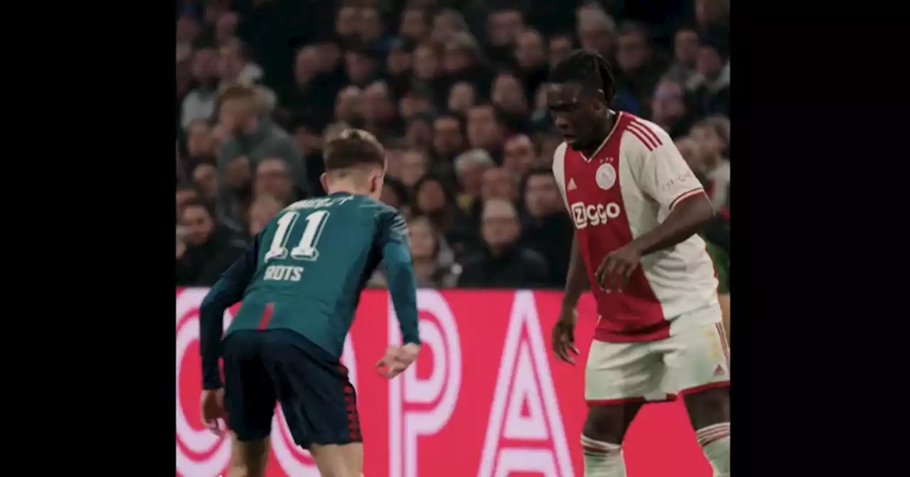 Bassey wil verbetering in Amsterdam: 'Ik wil me meer aanpassen aan Ajax-stijl'