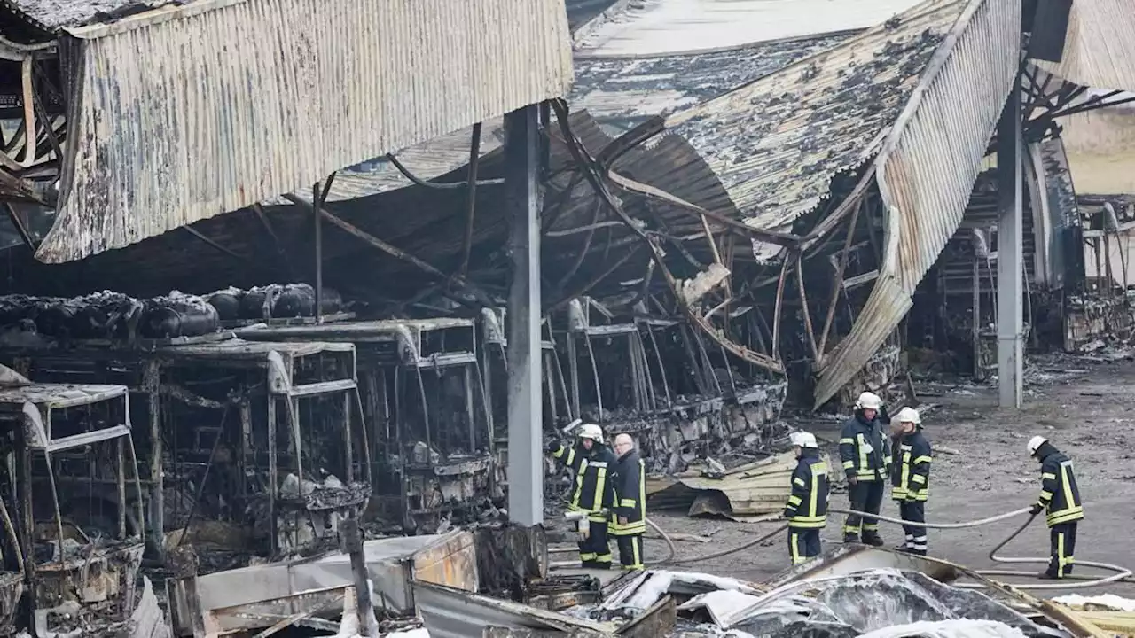 nach großbrand in sittensen: drei junge männer unter tatverdacht