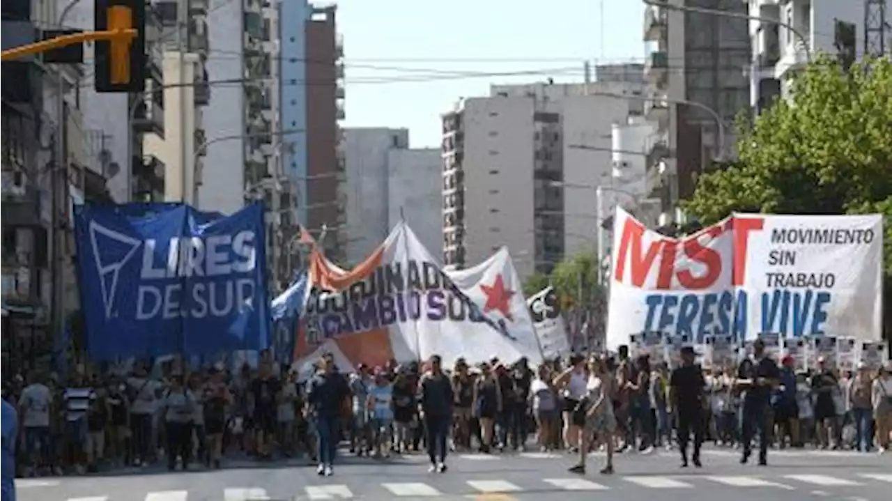 Unidad Piquetera se moviliza y acampa frente al Ministerio de Desarrollo Social