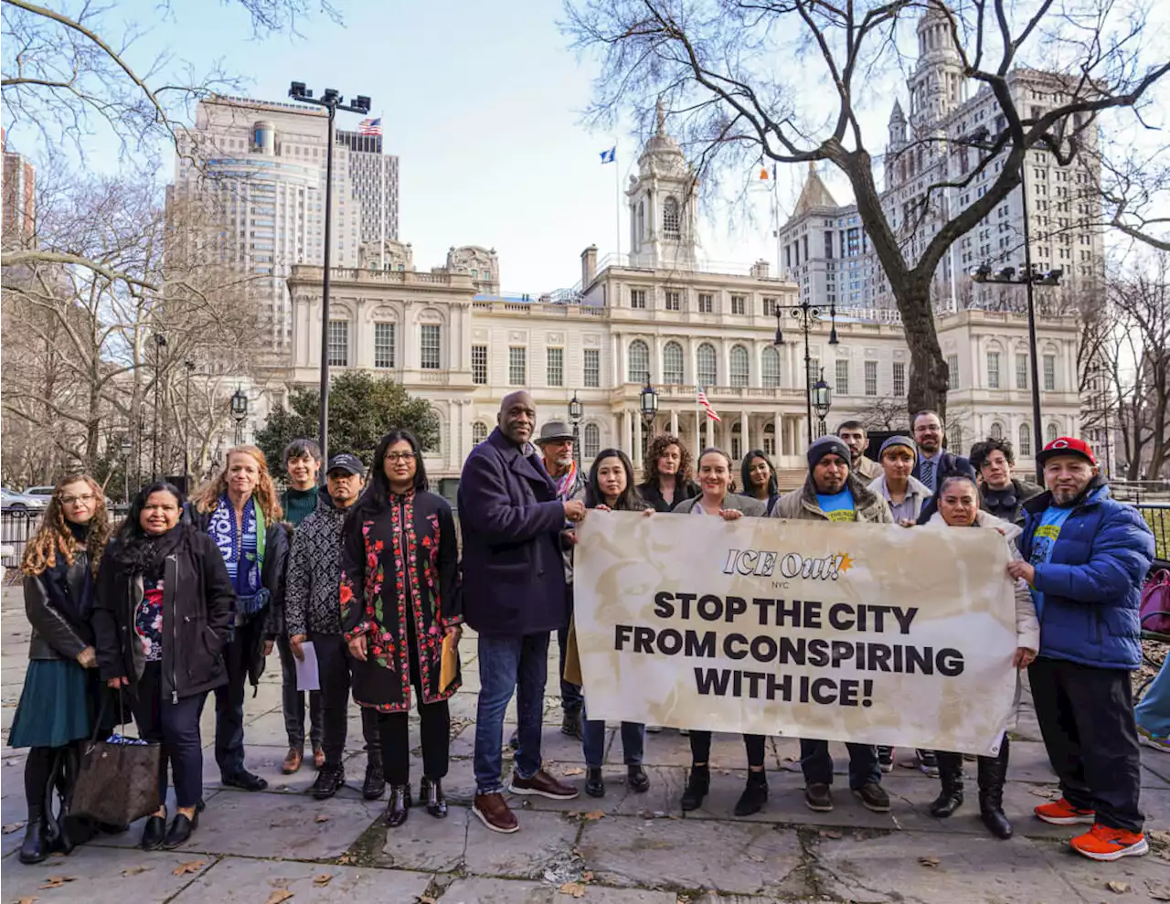 NYC immigrant advocates hold rally to support bills that would restrict ICE | amNewYork