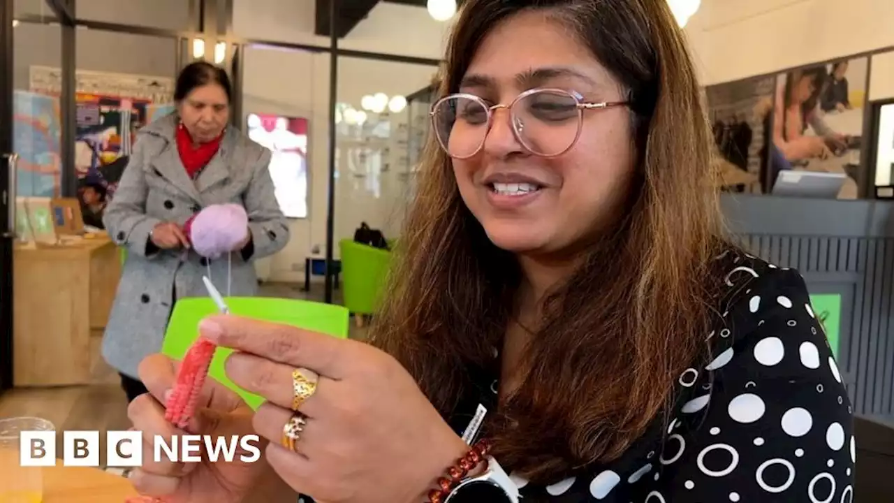 BBC Radio Derby attempts crochet world record