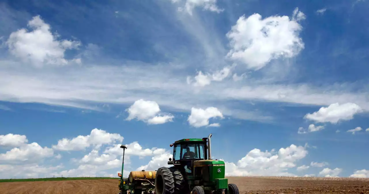 Texas, 10 other states consider 'right to repair' for farming equipment