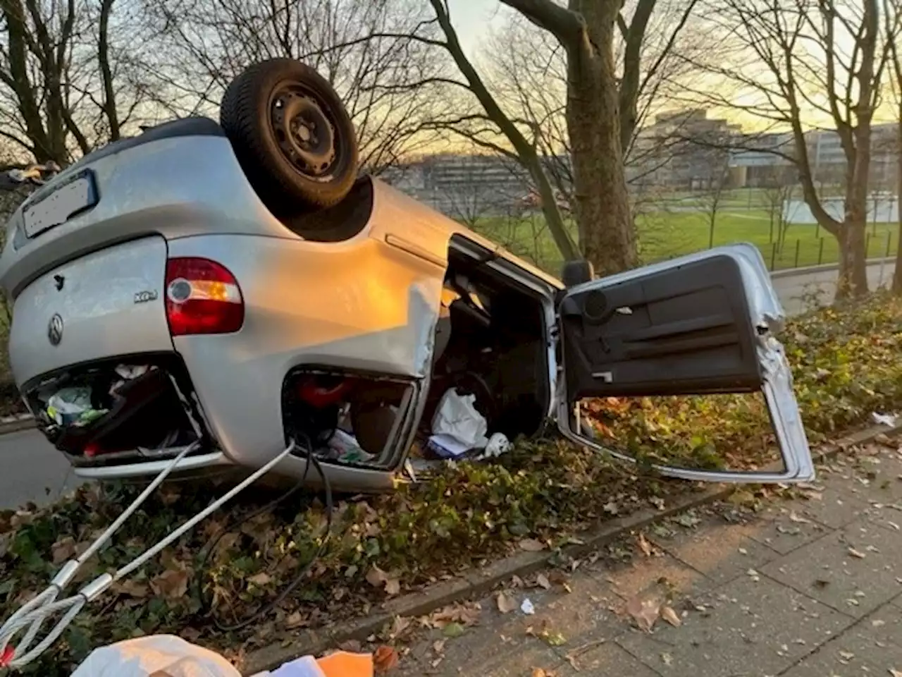 Mehrere Verkehrsunfälle beschäftigen die Feuerwehr Mülheim --- (Cityreport24-Nachrichtenblog)