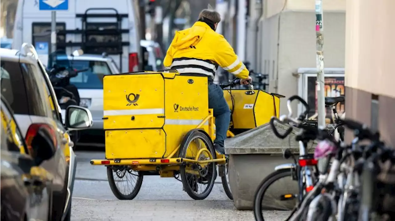 Verdi beginnt Urabstimmung über Post-Streik am Montag