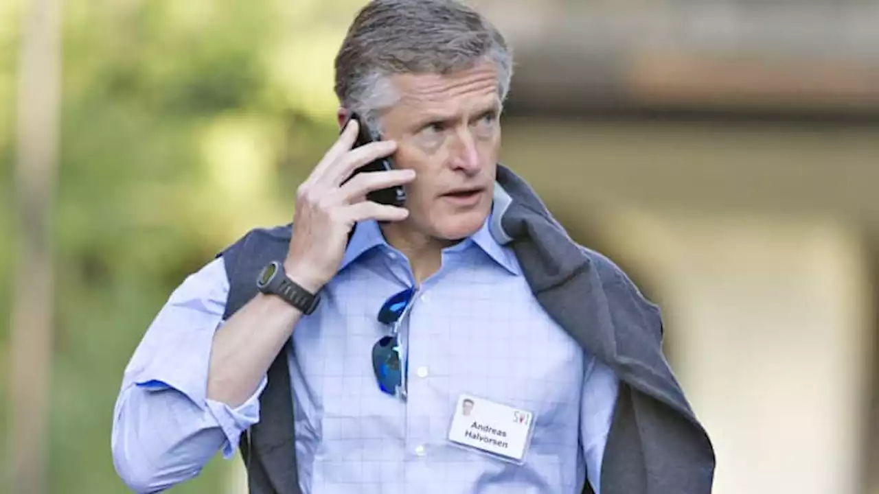 Viking Global adds CSX and Fortinet, exits T-Mobile in the fourth quarter