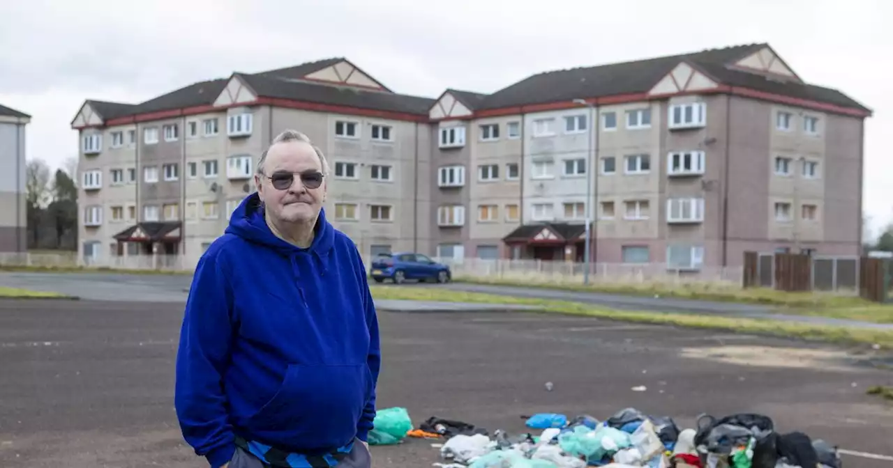 Scot living on 'loneliest street' spends £2k decorating home in 'eyesore' area