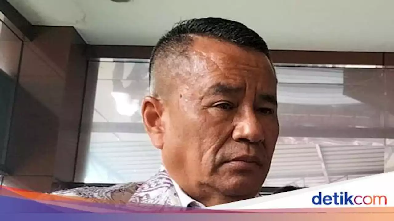 Hotman Paris Tak Mau Kasih Celah ke Ferry Irawan