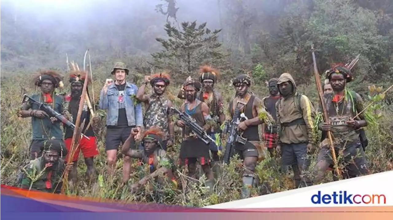 Muncul Video Pilot Susi Air Disandera KKB Papua, TNI Janji Cari Maksimal