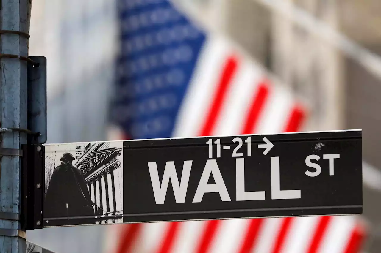 Wall Street åpner med nedgang