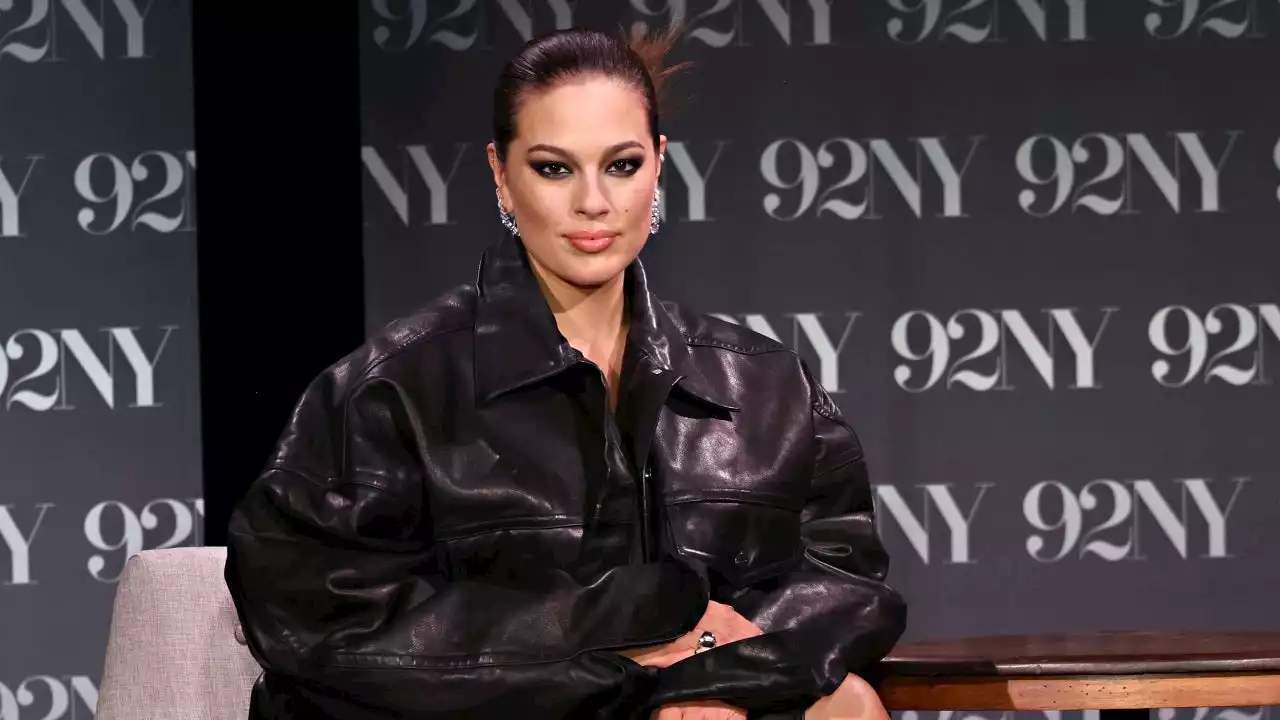 Ashley Graham Shows Her Unfiltered Postpartum Belly 1 Year After Twins