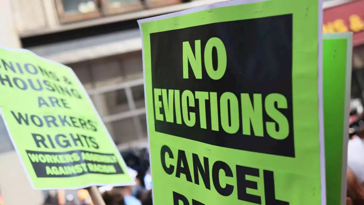 LA councilmembers want to give tenants a right to lawyers in eviction cases