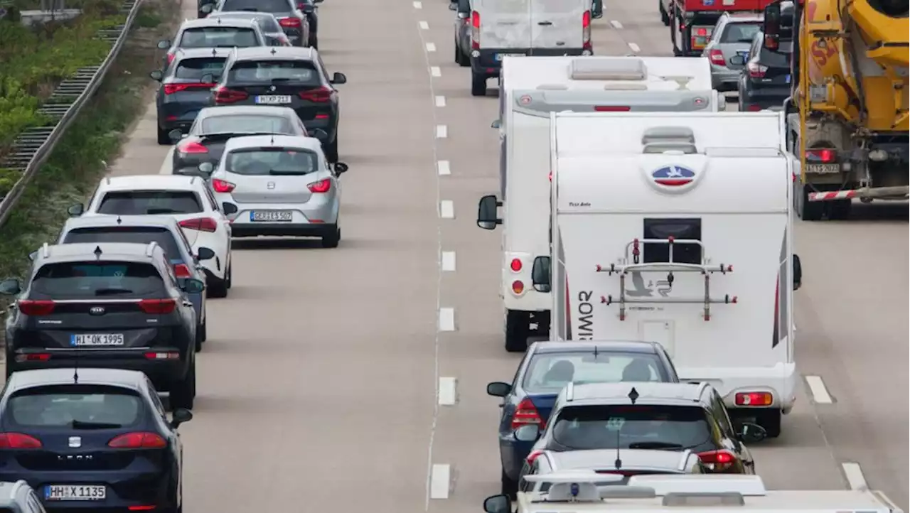 Verkehr: Studie: Pendler setzen trotz hoher Spritpreise aufs Auto - idowa