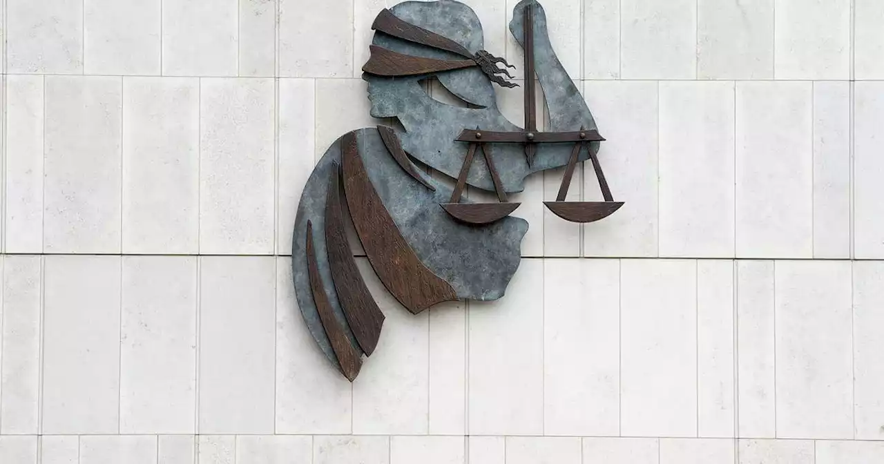 Delay to sentencing of Cork man caught by vigilantes posing as teenage girl opposed