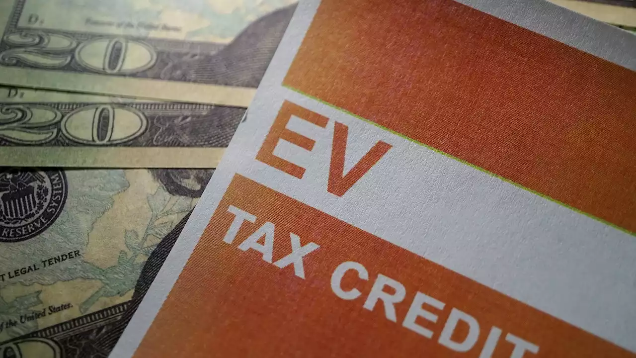 EV Tax Credits for 2023: How to Navigate the New Federal Nightmare