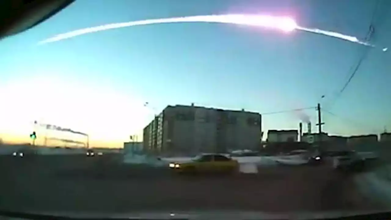 Als über Tscheljabinsk ein Asteroid explodierte