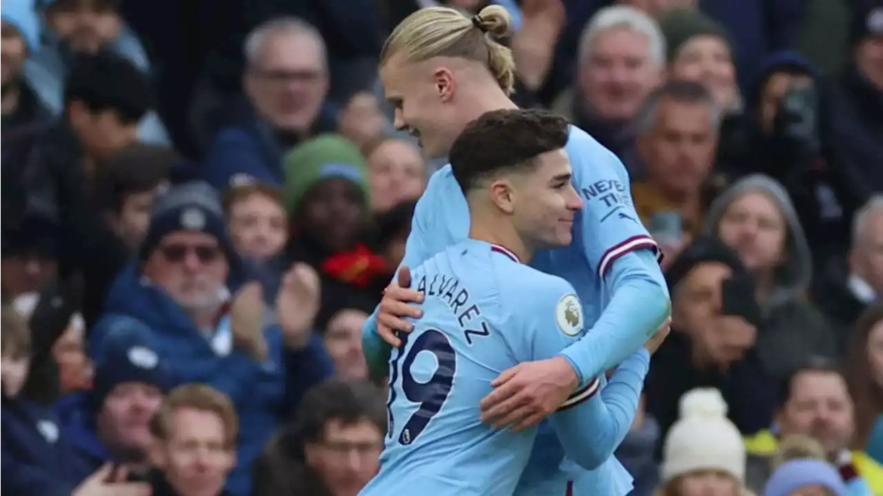 El Manchester City de Julián Álvarez y el Arsenal se enfrentan por la cima de la Premier League