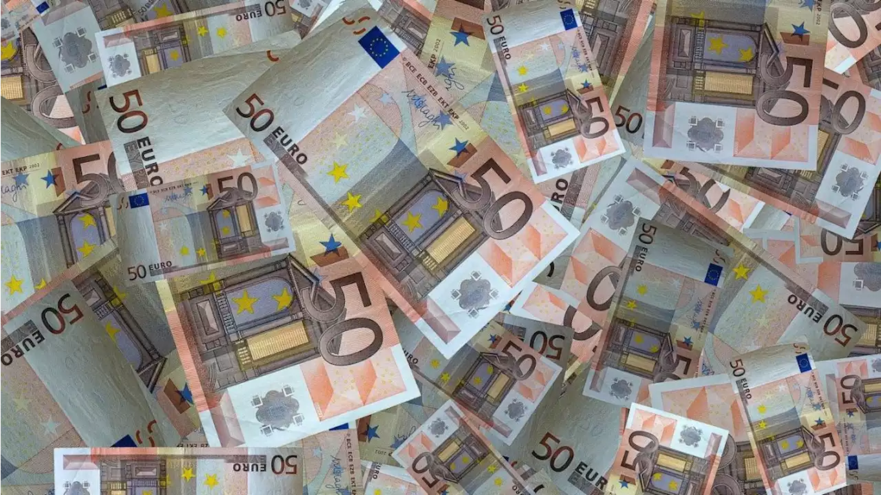 Euro blue hoy: cerró en el mercado informal a $403 para la compra y $408 para la venta