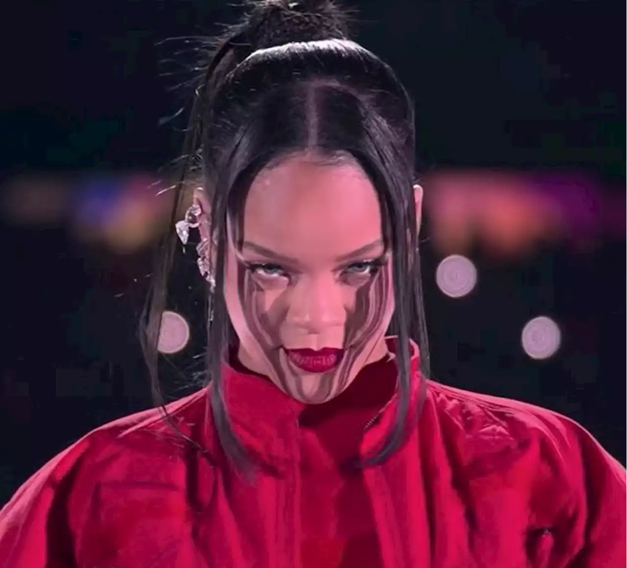 This Irish Designer Helped Create Rihanna's Super Bowl Look | Stellar