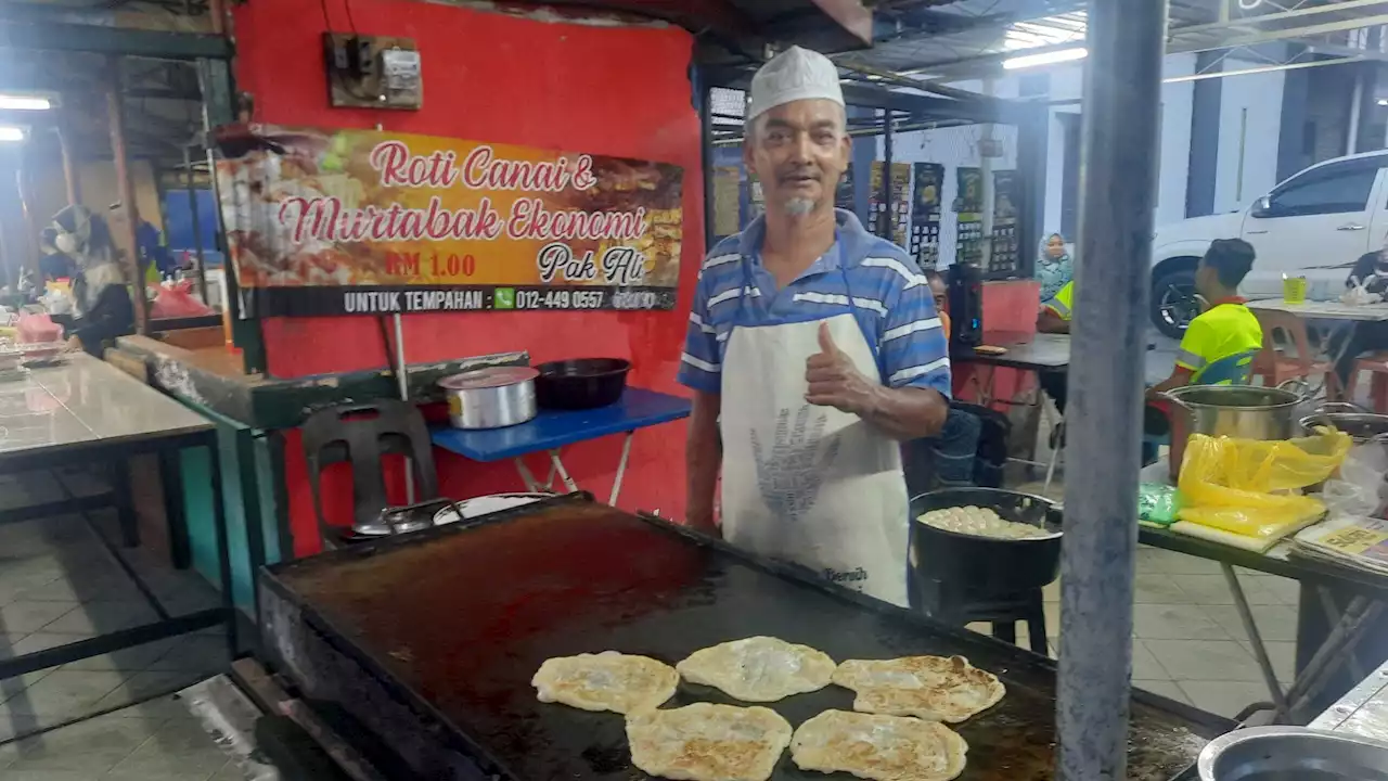 Martabak mini, roti canai Pak Ali RM1