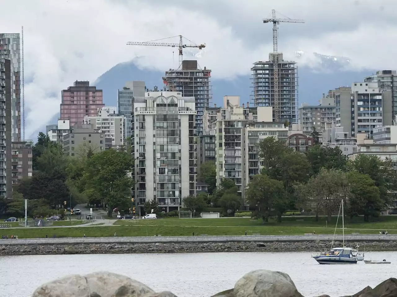 Vancouver Weather: Sunny, then cloudy