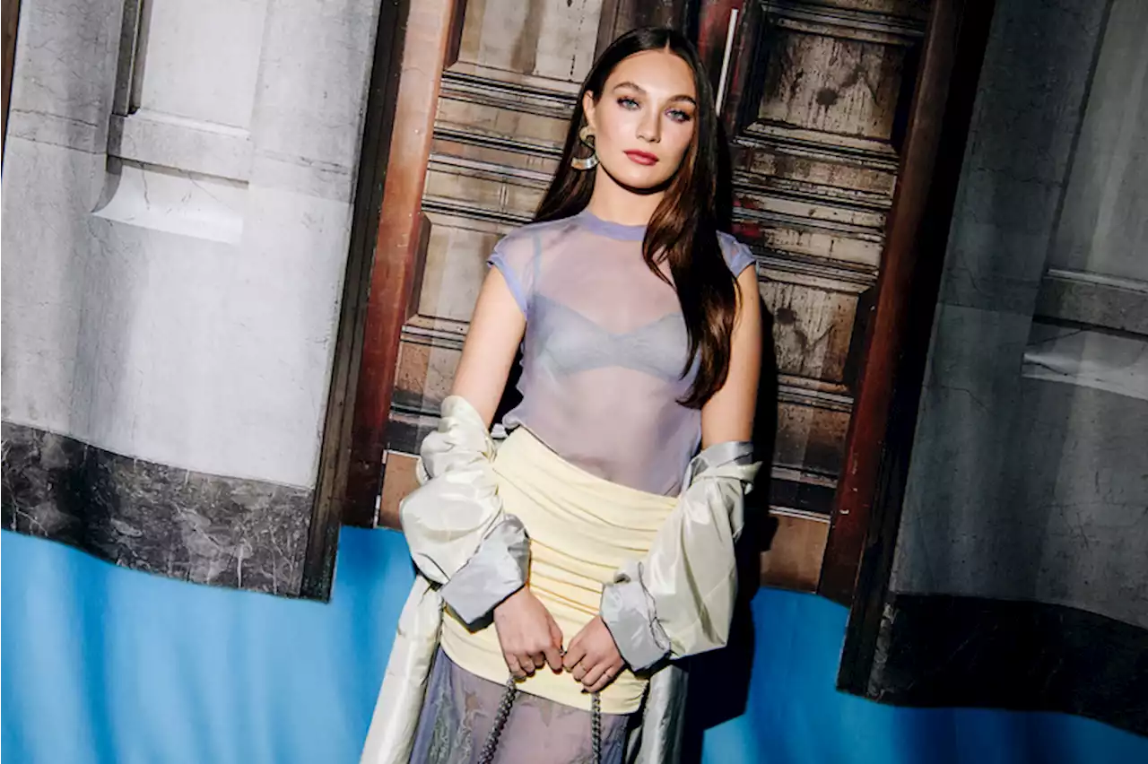 Maddie Ziegler Embraces Pastel Tones in Sheer Dress at Tory Burch NYFW Fall 2023 Show