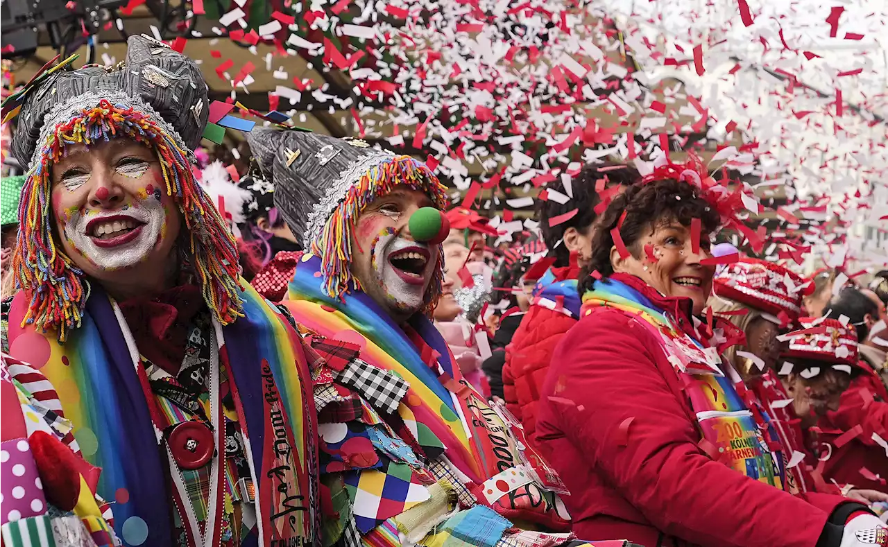 Revelers celebrate street Carnival across German Rhineland