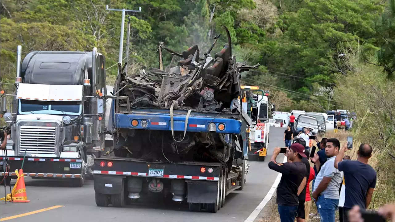 At least 39 migrants killed after bus goes off Panama cliff