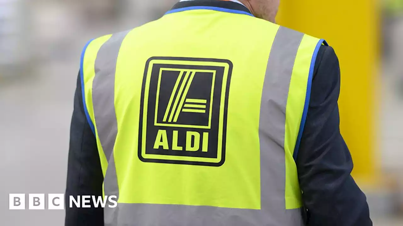 Aldi to recruit 6,000 new staff across the UK