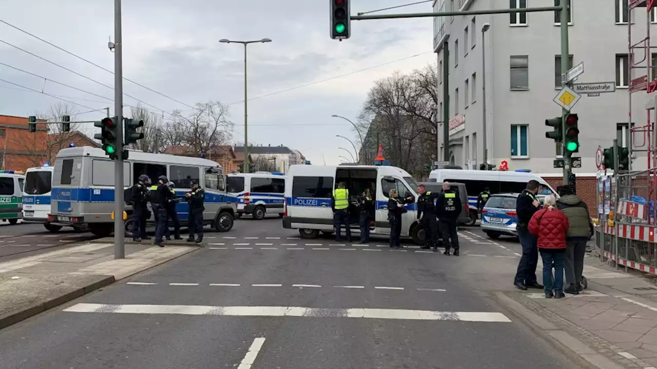 Amok-Alarm in Jobcenter an Landsberger Allee