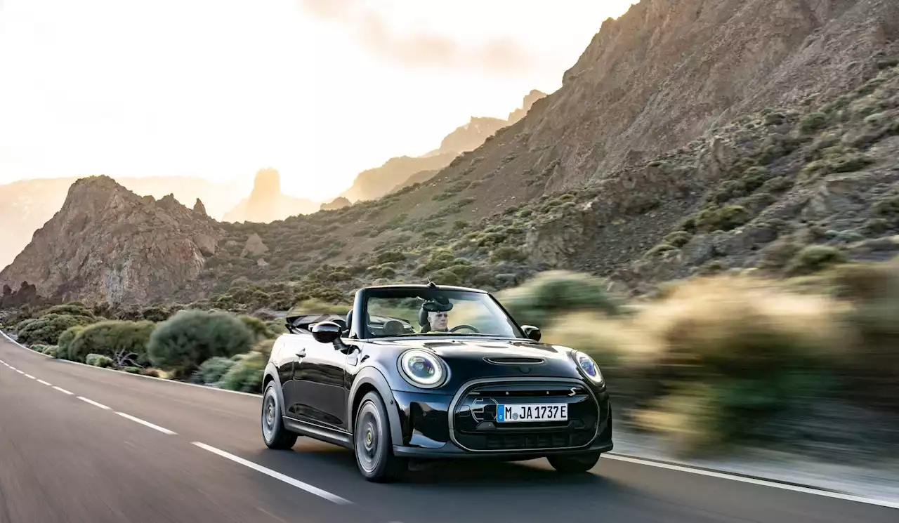 New Fully-Electric MINI Cooper SE Comes As Convertible For 1st Time