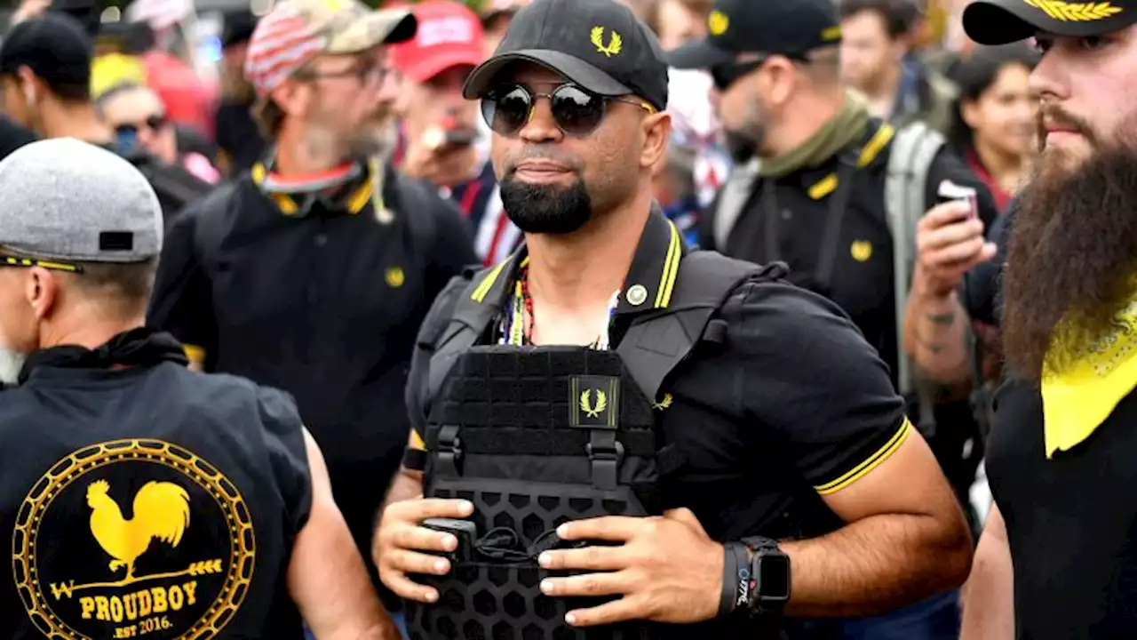 DC officer warned Proud Boys leader of potential upcoming arrest, FBI agent testifies | CNN Politics