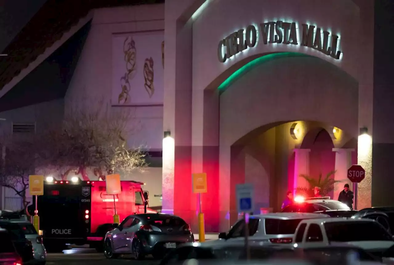 1 killed, 3 hurt in shooting at El Paso, Texas shopping mall