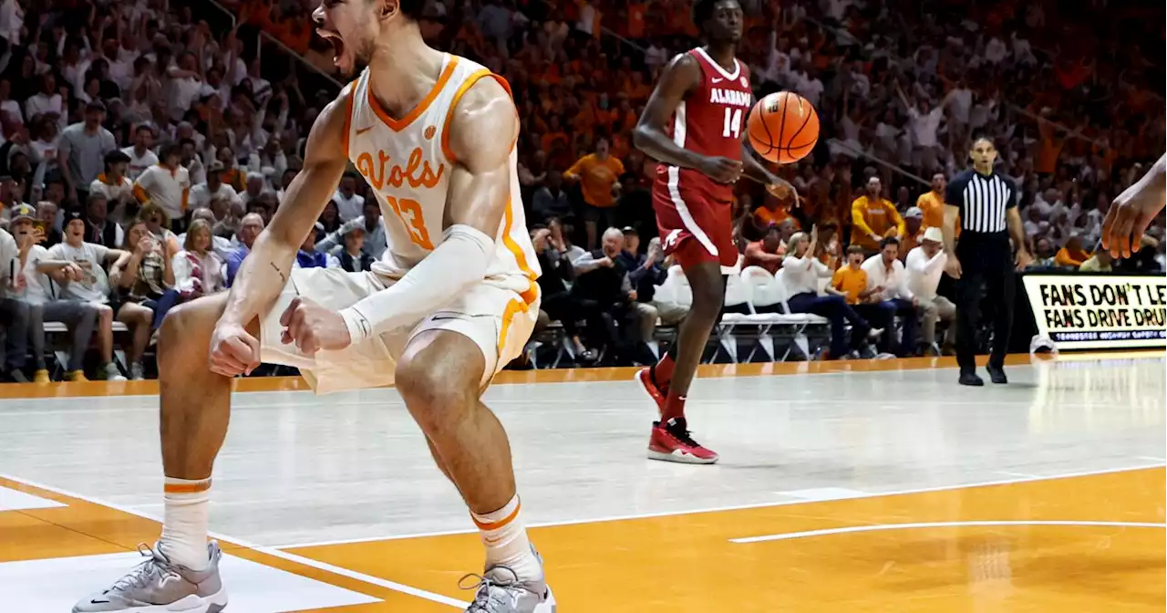 Turnovers plague Alabama as Tennessee takes down No. 1 Crimson Tide