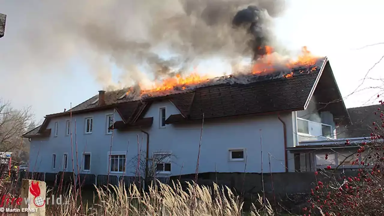 Bgld: Schwieriger Einsatz mit 130 Kräften bei brennendem Mehrfamilienhaus-Dachstuhl in Eltendorf