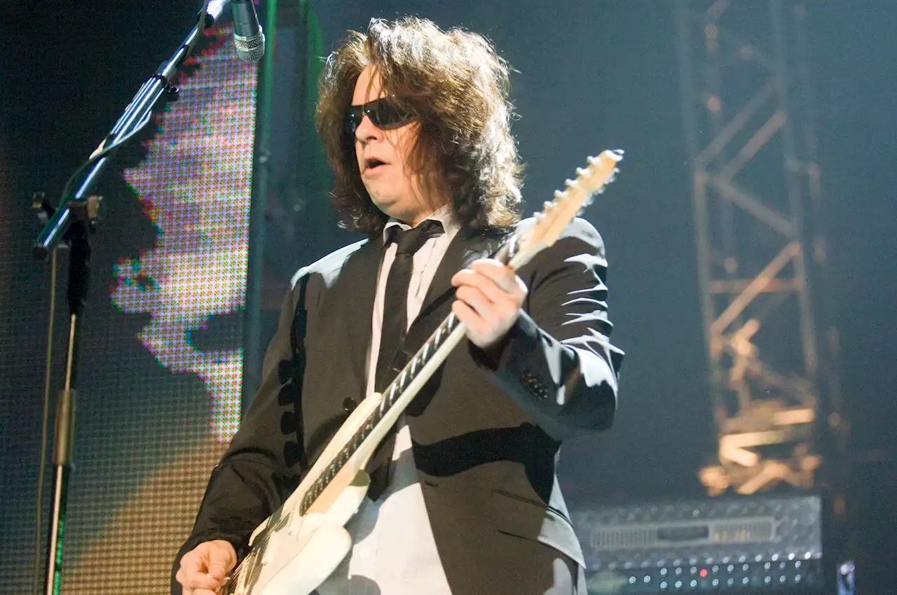 Former Duran Duran guitarist Andy Taylor gives cancer update: 'I'm trying to stay alive'