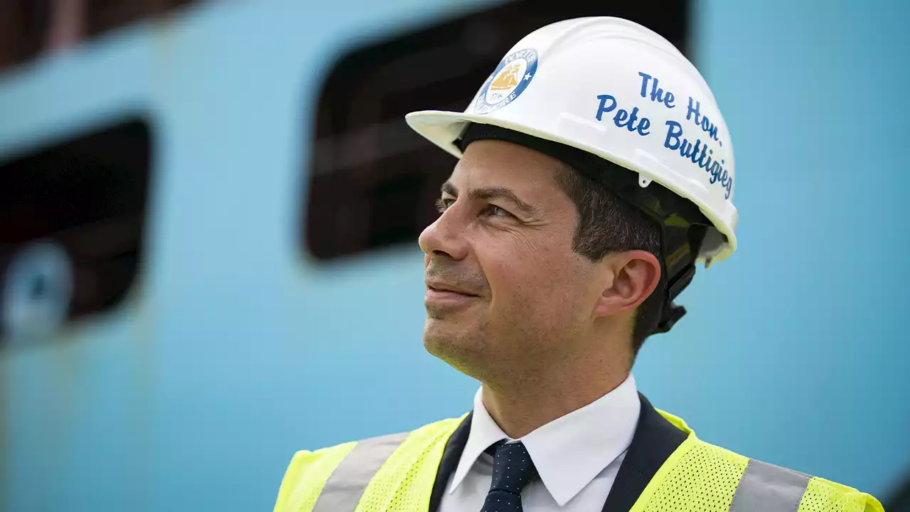 Pete Buttigieg blames Trump for Ohio train derailment amid criticism: 'We're constrained'