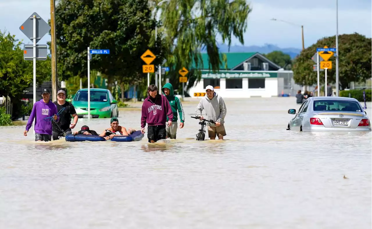 Cyclone Gabrielle death toll rises to five as recovery starts