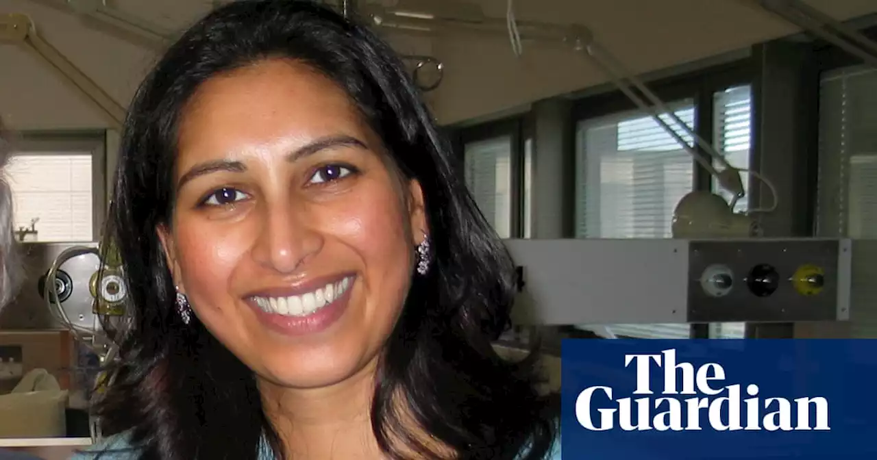 Former Liberal MPs back rival candidates Roshena Campbell and Ranjana Srivastava in Aston preselection